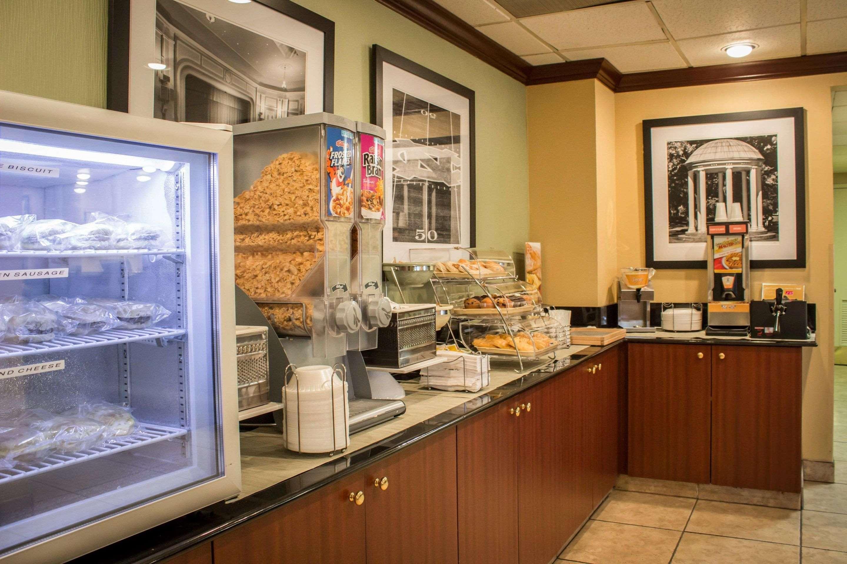 Hampton Inn تشابل هيل المظهر الخارجي الصورة